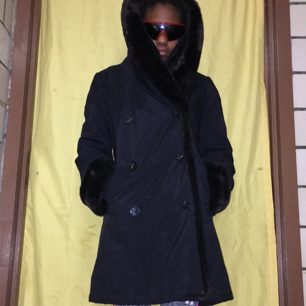 Women Jane post women Black quilted coat